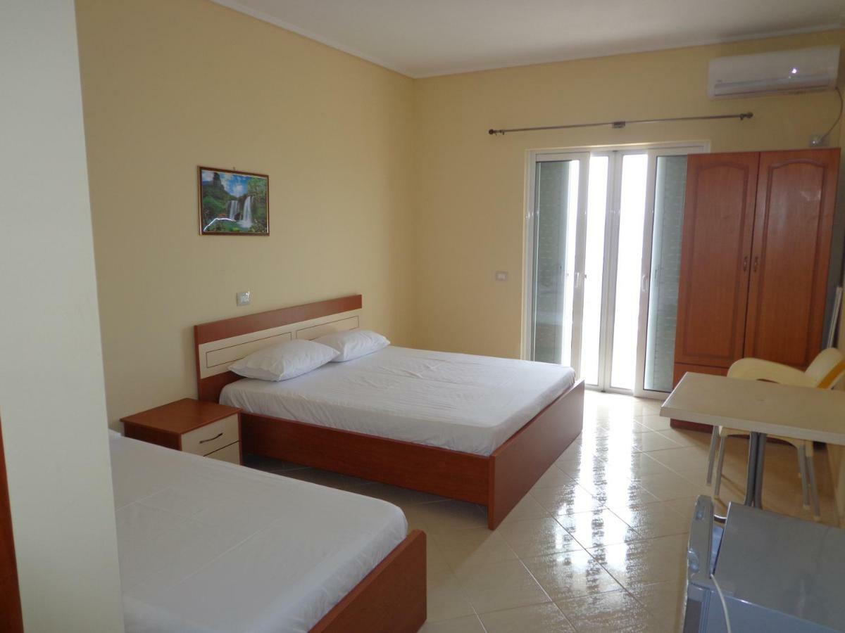 Olympian Rooms Dhërmi 外观 照片