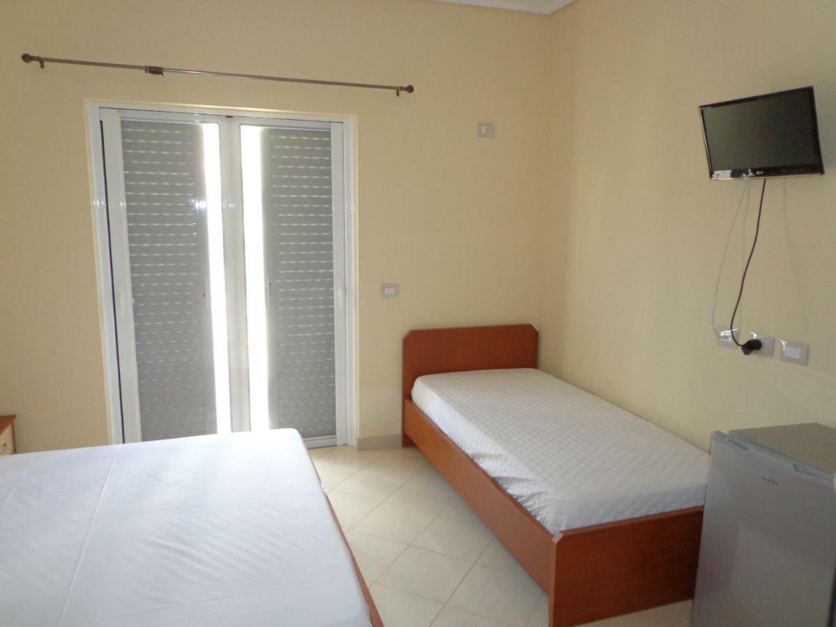Olympian Rooms Dhërmi 外观 照片