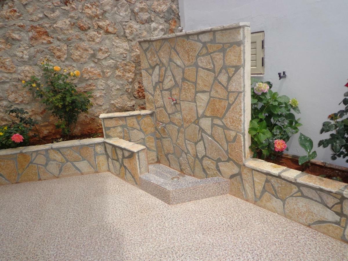 Olympian Rooms Dhërmi 外观 照片